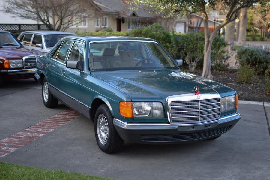  Mercedes-Benz 280 SE (W126) 1983 года  (EU) (фото 1 из 62)